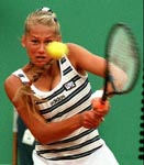 AnnaKournikova15s.jpg (15265 bytes)